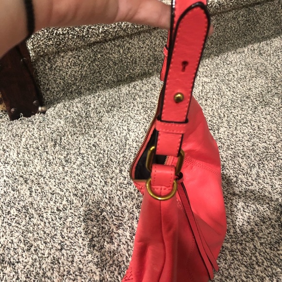 Bright coral shoulder bag - Picture 5 of 9